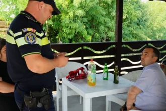 Botoșăneanul dat dispărut ieri, găsit pe terasa unui bar din județ