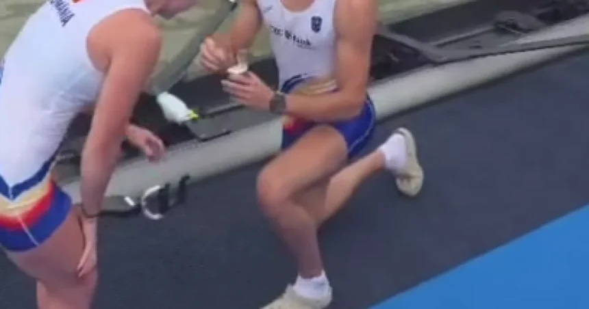 Canotor din Botoșani, cerere în căsătorie spectaculoasă în inima Shanghai-ului
