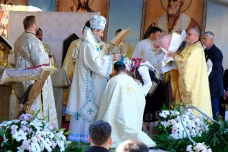 Distincție pentru un preot din județul Botoșani. A fost hirotesit iconom stavrofor