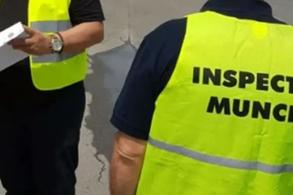 Inspector ITM îi avertiza pe patroni de controale și îi învăța să spună că sunt bolnavi