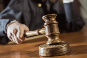 Judecător cu activitate la Botoșani, 180 de amânări într-un dosar banal de înșelăciune