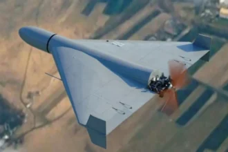 Locuitorii unei comune din Botoșani spun că au auzit o dronă zburând la joasă înălțime