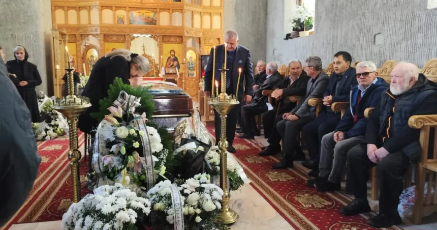 Preotul din Botoșani mort la 63 de ani, condus pe ultimul drum de o mulțime de credincioși
