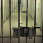 Tânăr de 22 de ani, dus sub escortă la Penitenciarul Botoșani. Ce a făcut Denis