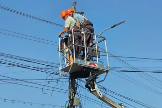 Trei localități din Botoșani rămân mâine dimineață fără energie electrică