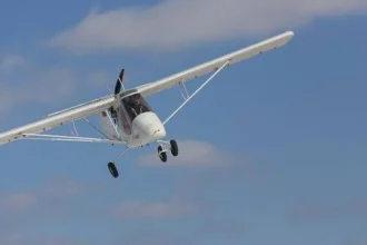 Aerodrom nou într-o localitate din Botoșani. Tinerii pot face cursuri gratuite de pilotaj