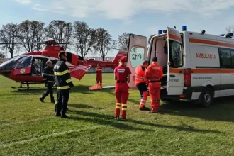 Bărbat preluat de SMURD cu elicopterul, după o vizită la rude în Botoșani