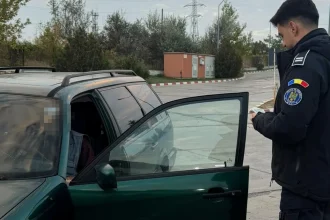 Bărbat prins la Botoșani cu carte de identitate falsă. Ce le-a spus polițiștilor