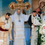 Doi preoți din Botoșani, distinși de mitropolitul Moldovei