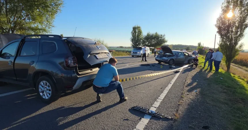 Mașina unei firme de construcții, implicată în accidentul de la Vlădeni. Șofer rănit