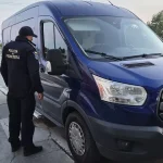 Microbuz furat din Danemarca, găsit la Botoșani. Șoferul, cercetat penal