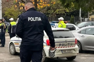 Opt baruri din zona școlilor din Darabani, verificate de polițiști